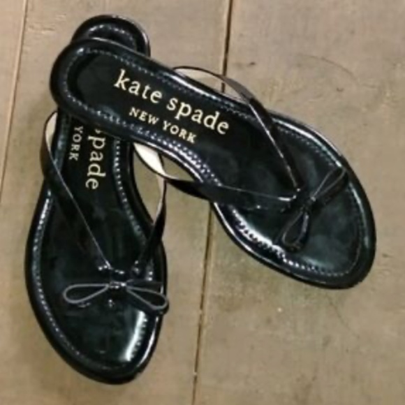 Kate Spade Petit Flip Flops - Picture 5 of 6
